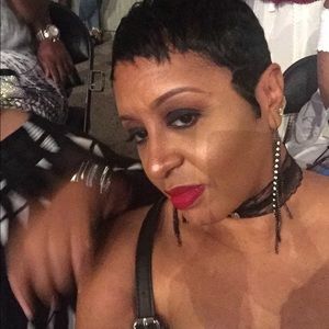 Meet your Posher, Charisse